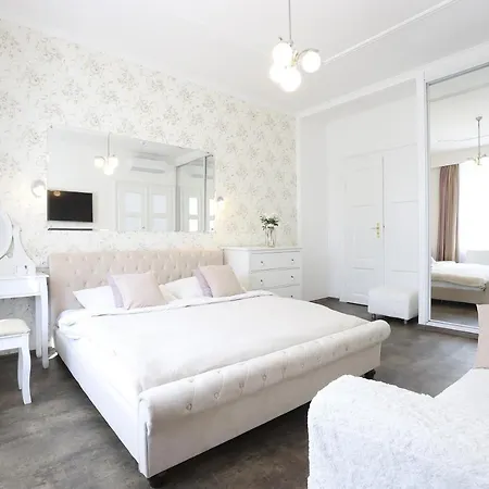 Wellness Ametyst Apartahotel 4*